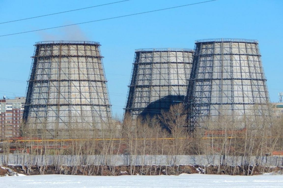 В Екатеринбурге на заводе «ВИЗ-Сталь» насмерть разбилась сотрудница -  «Уральский рабочий»